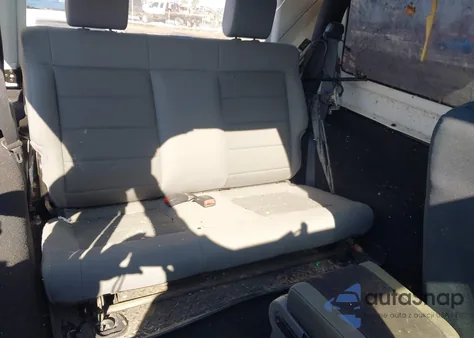 2008 Jeep Wrangler Rubicon z USA, uszkodzony, nr VIN 1J4GA641X8L562140